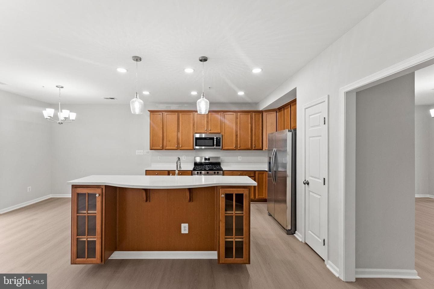 2370 Merseyside Drive photo 26