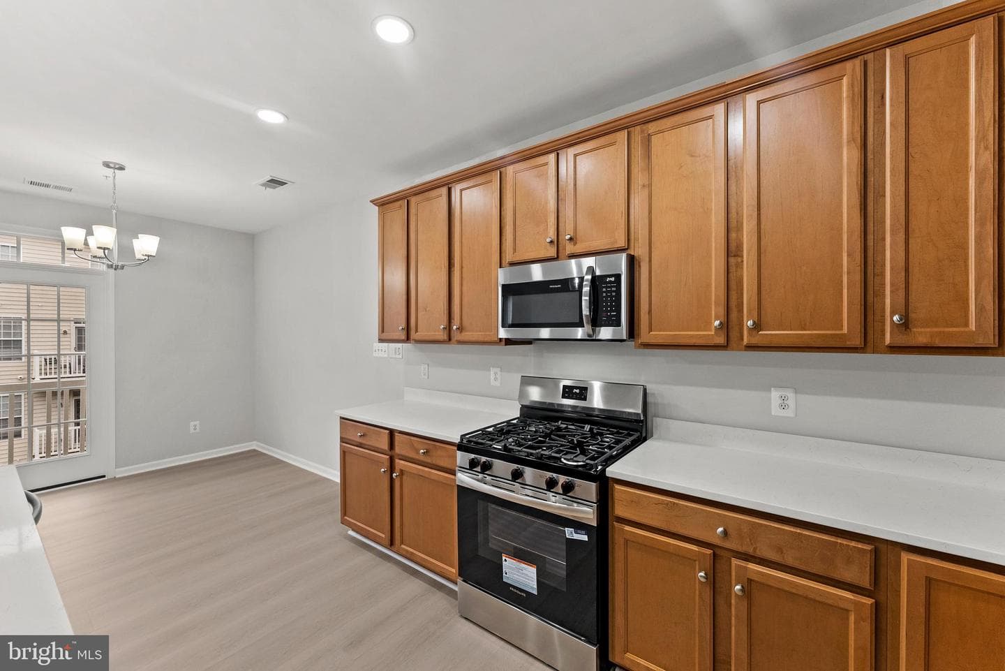 2370 Merseyside Drive photo 29