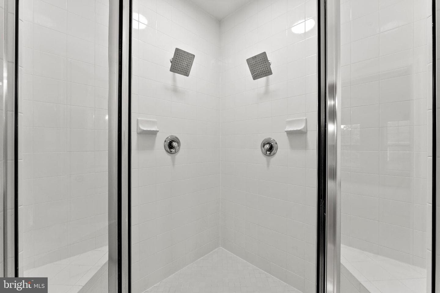 2370 Merseyside Drive photo 45