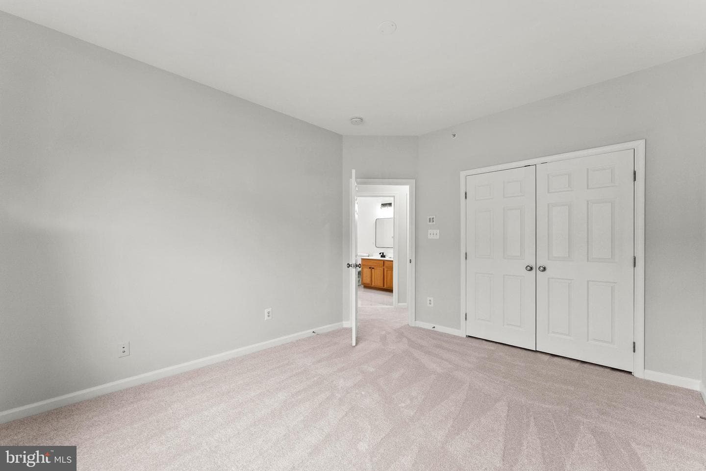 2370 Merseyside Drive photo 49