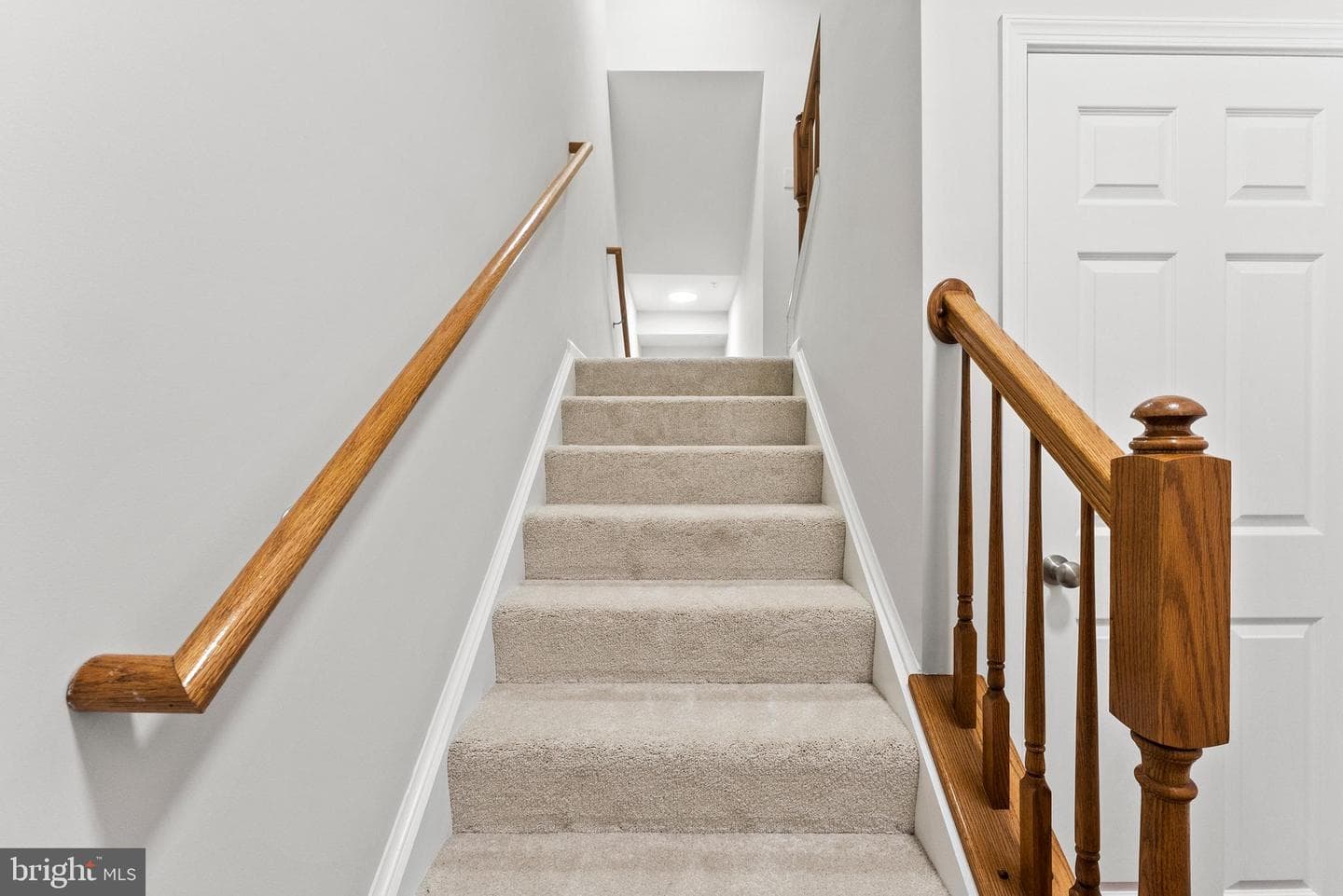 2370 Merseyside Drive photo 6