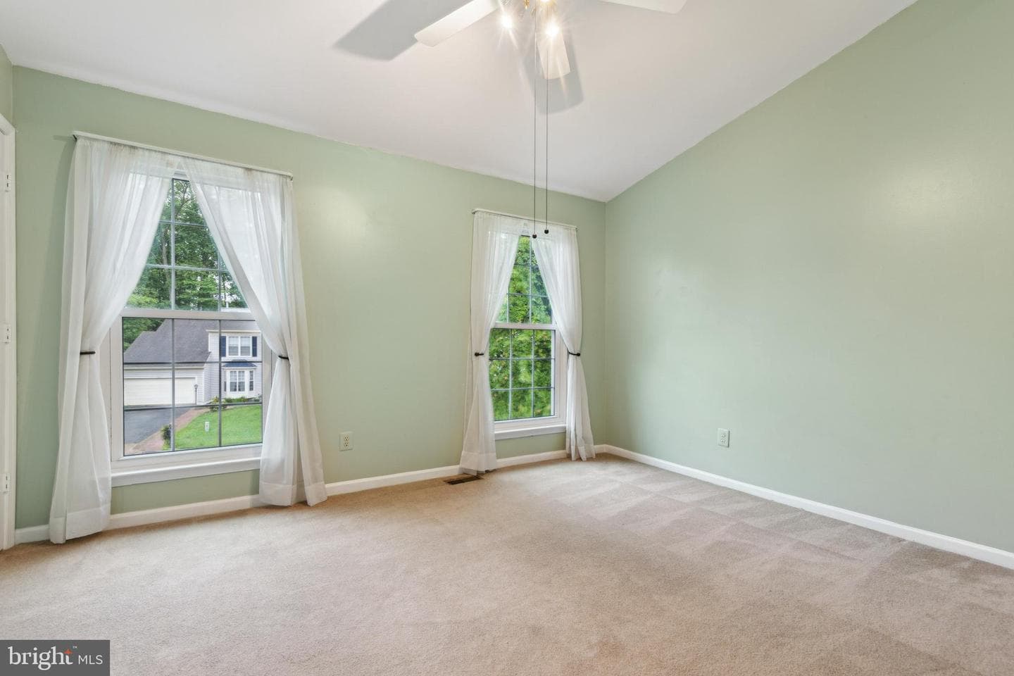 2802 Noble Fir Court photo 21