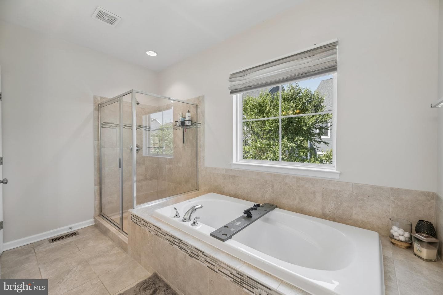 18267 Thunderbolt Road photo 28