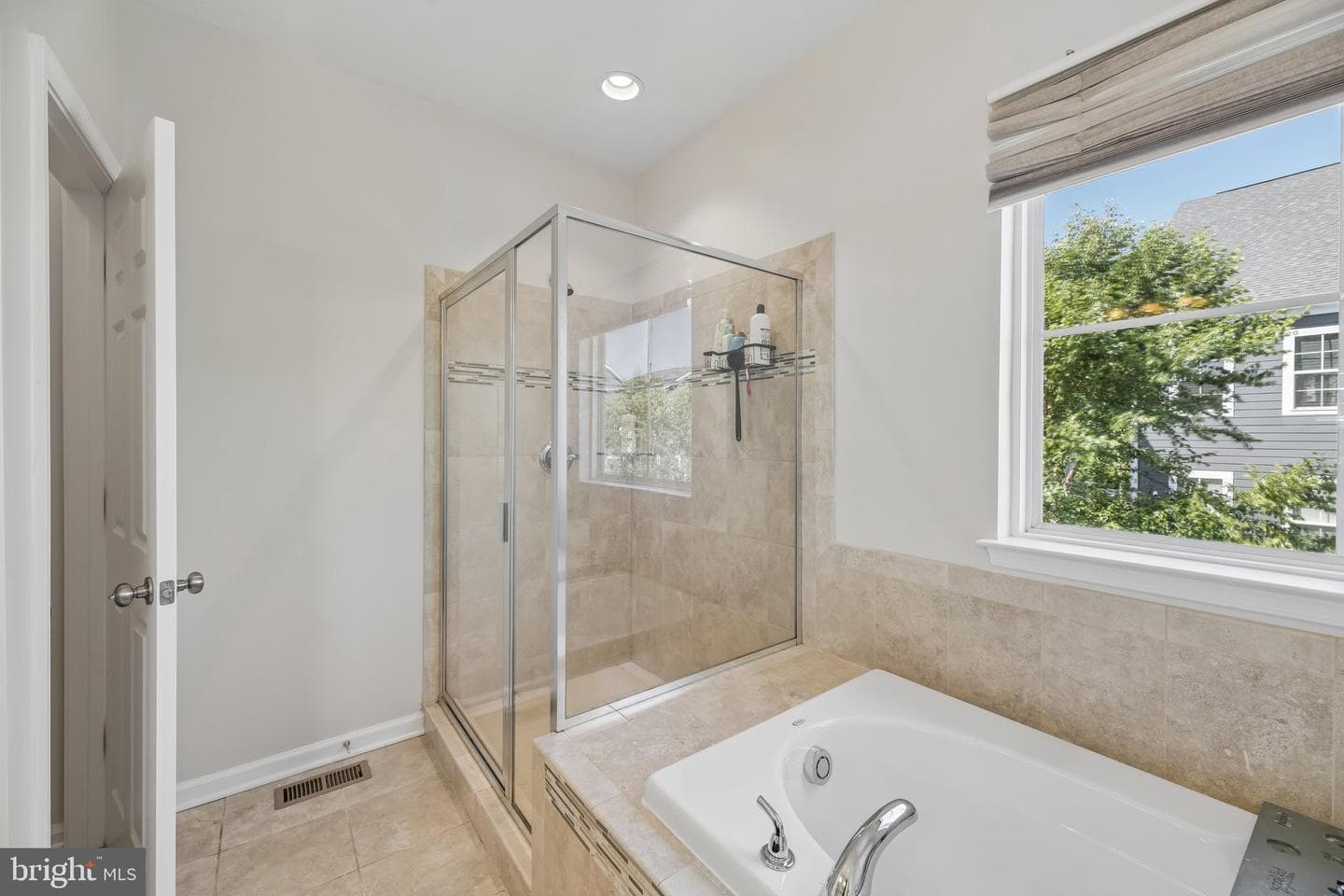18267 Thunderbolt Road photo 31