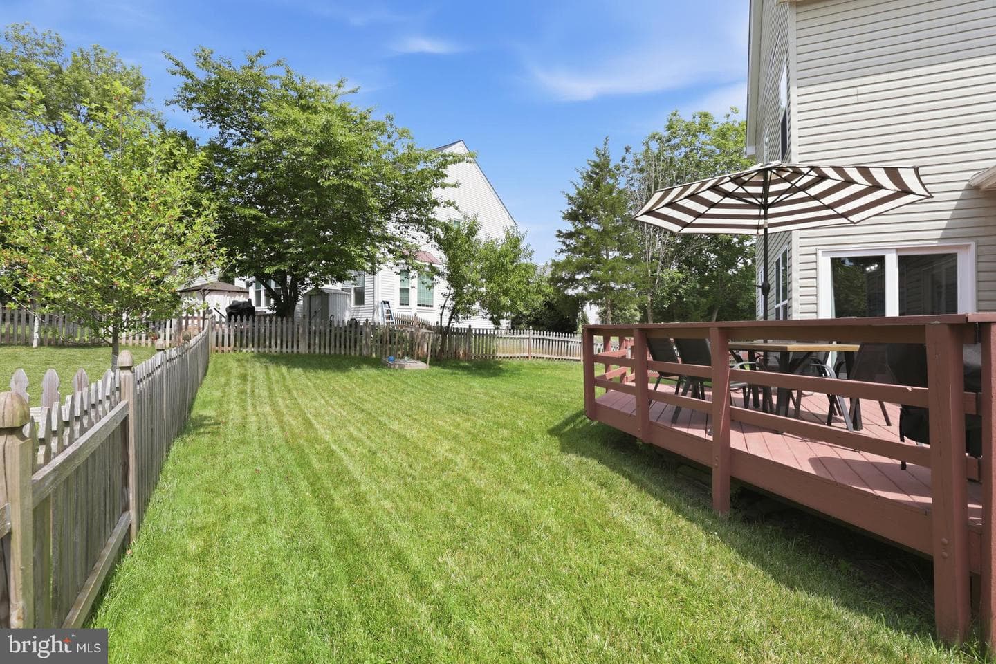 10000 Darnaway Court photo 37