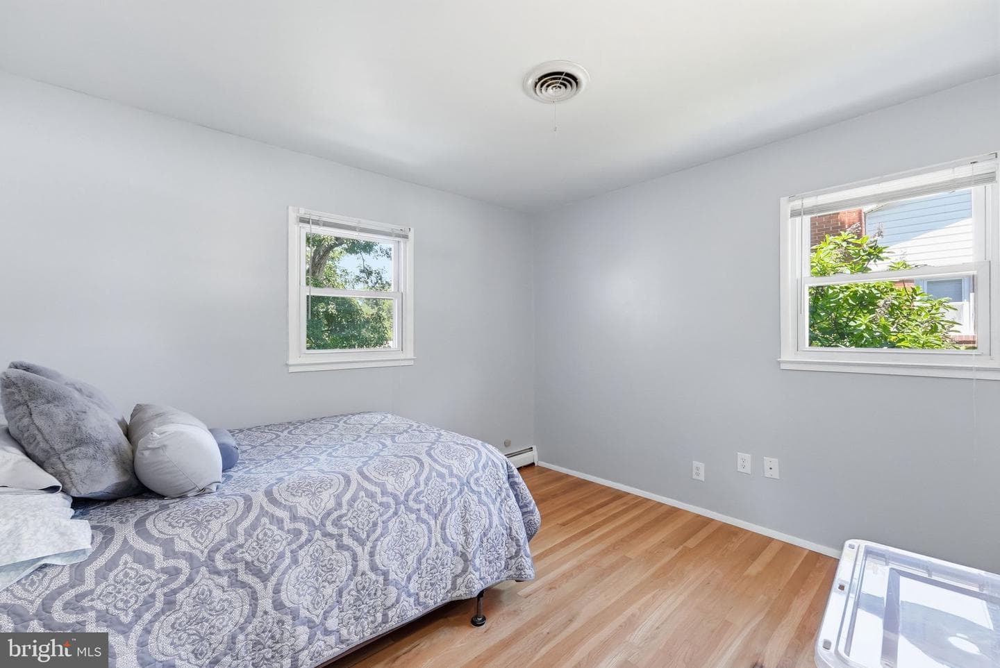 2208 Emporia Street photo 19