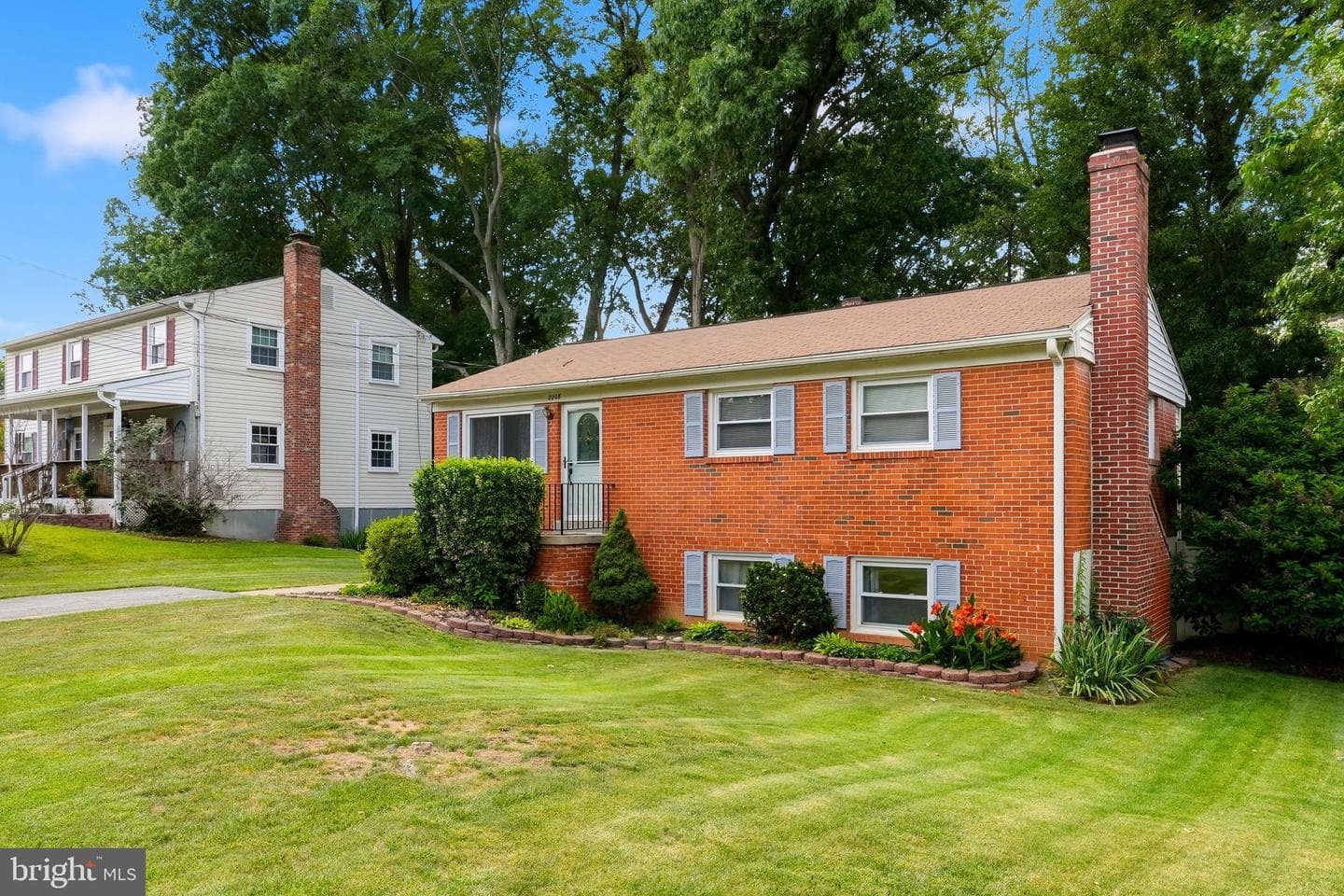 2208 Emporia Street photo 2