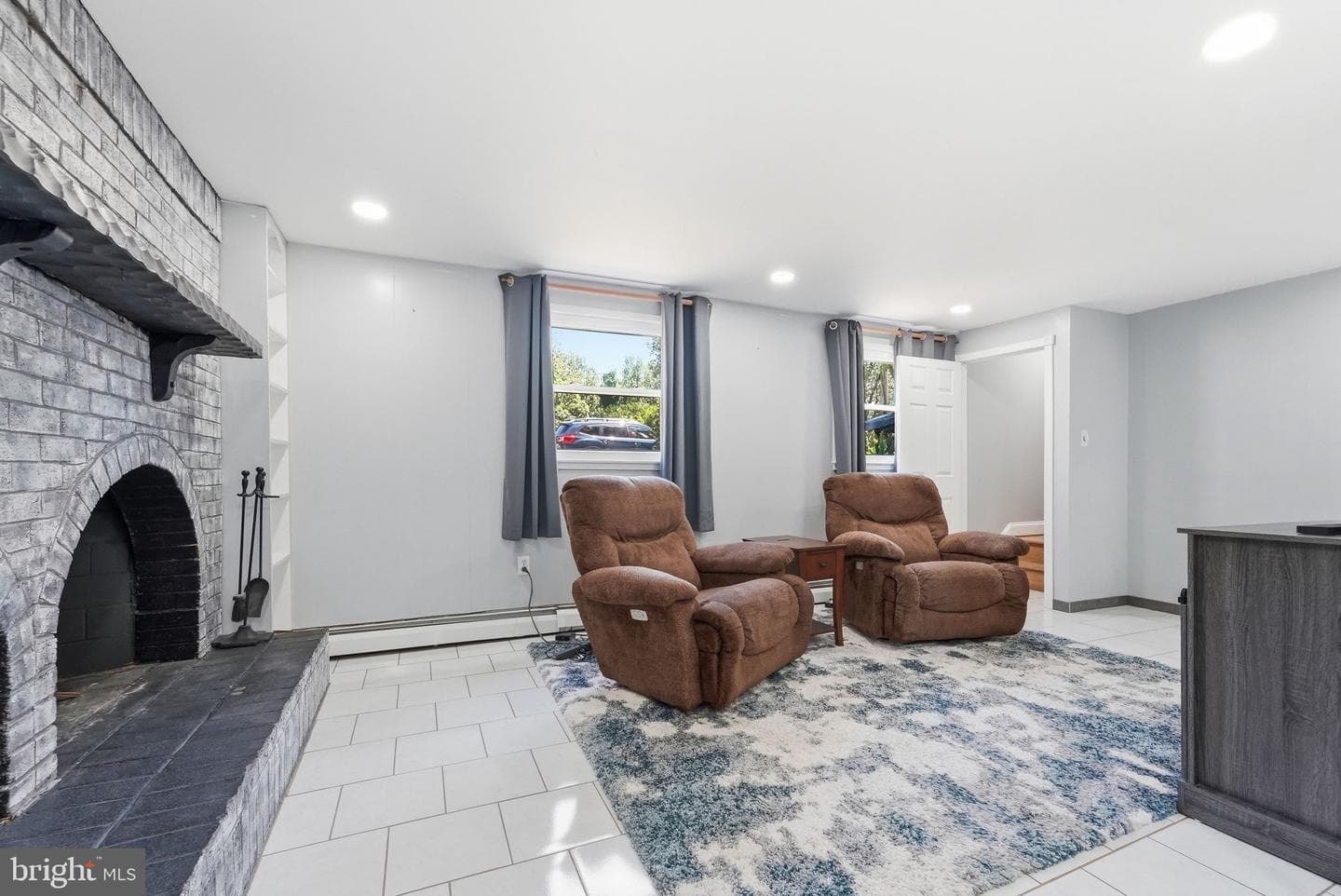 2208 Emporia Street photo 25