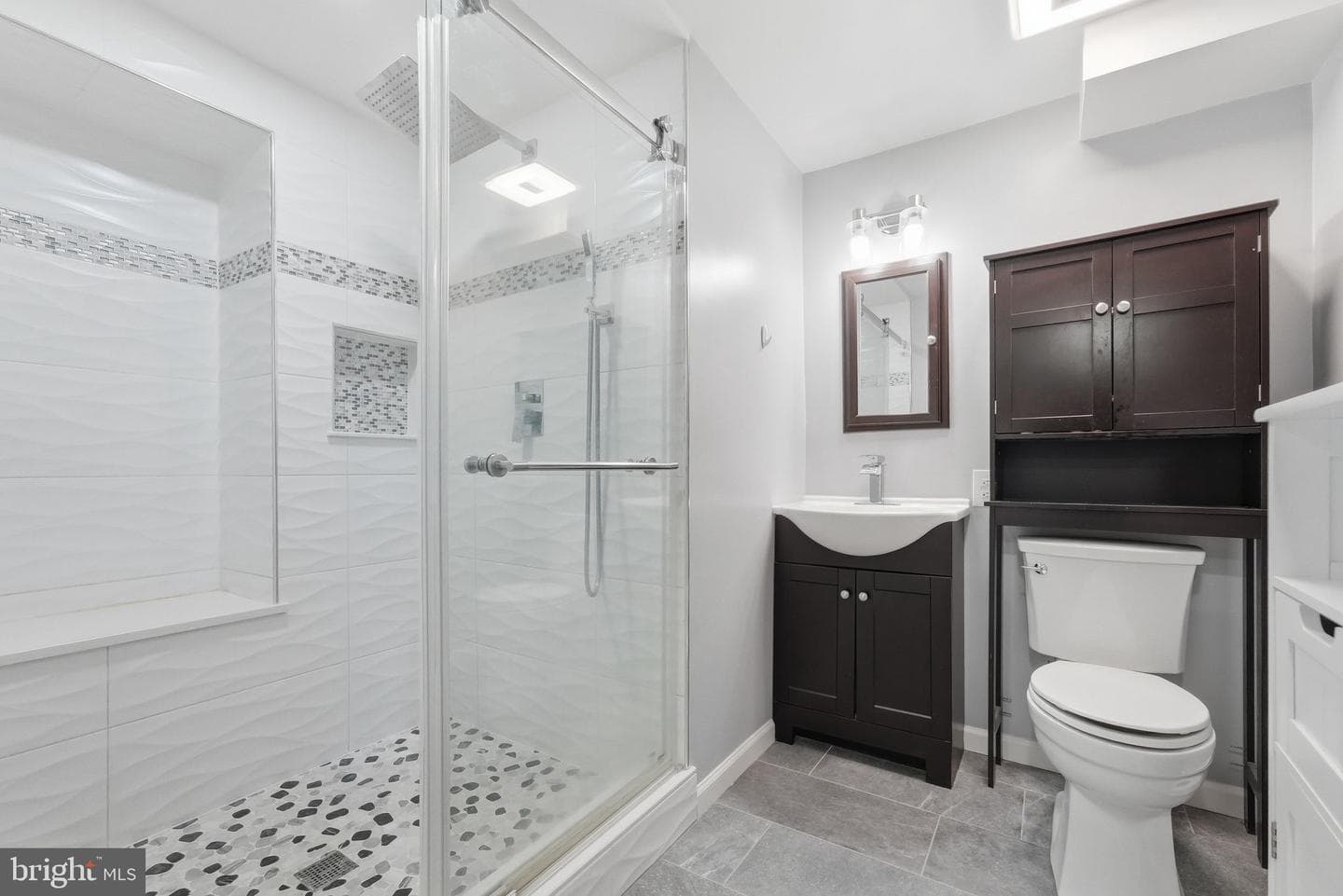 2208 Emporia Street photo 31
