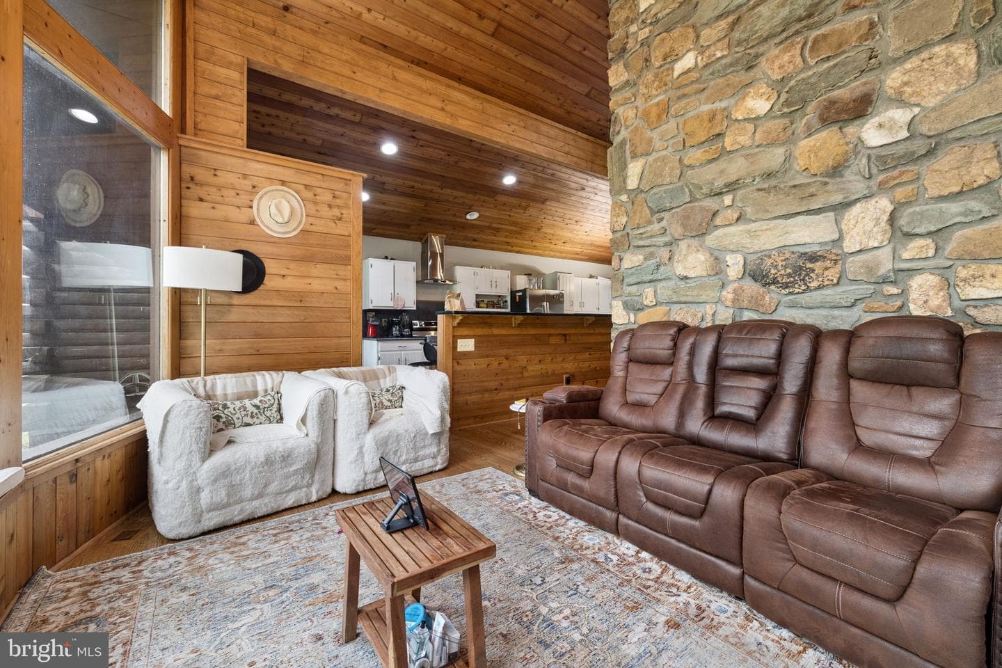 10904 Manley Road photo 11