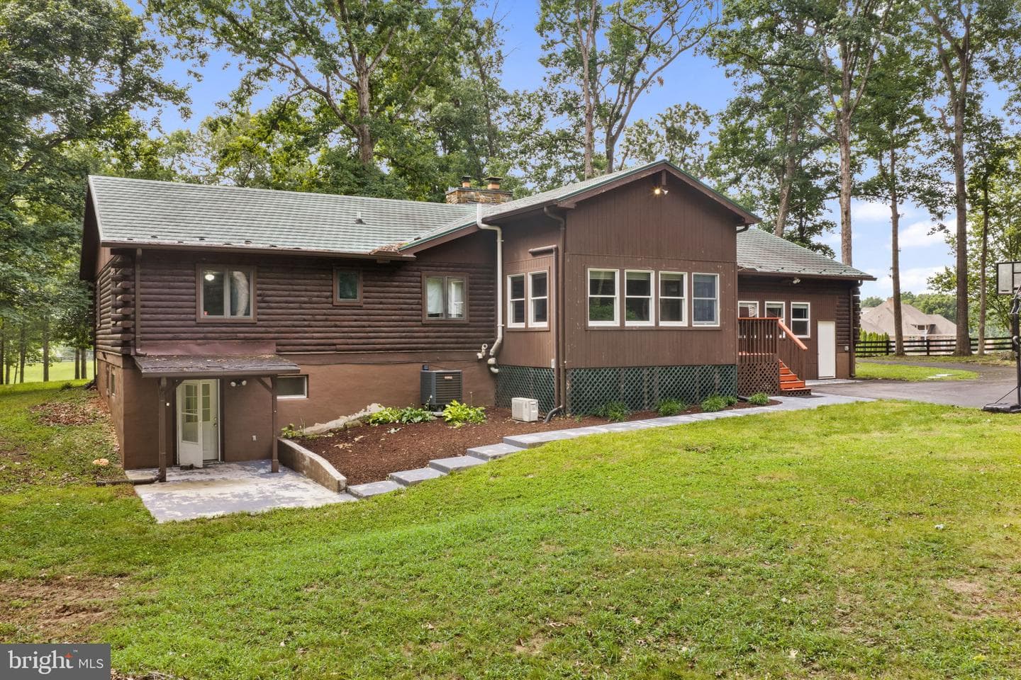 10904 Manley Road photo 38