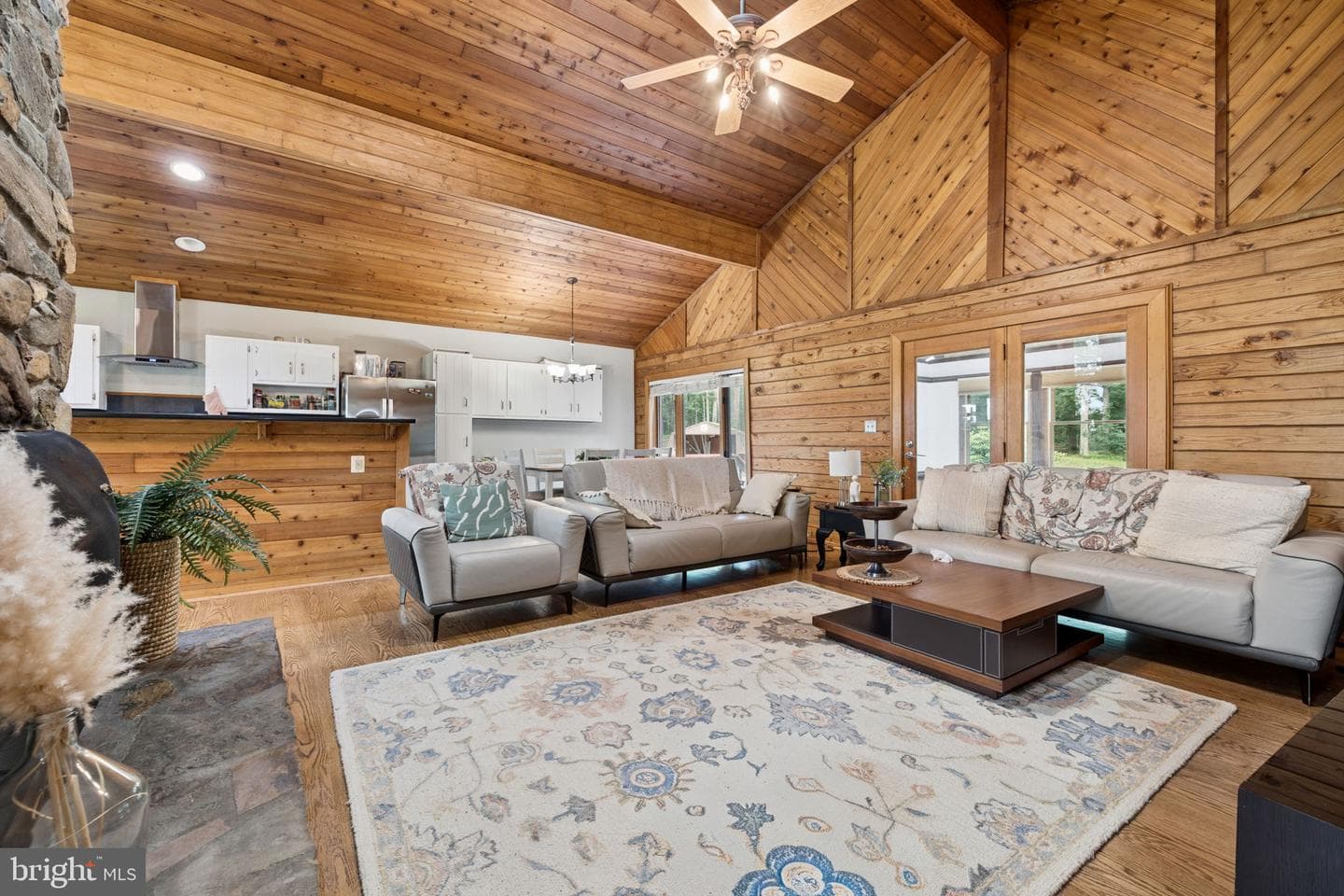 10904 Manley Road photo 8