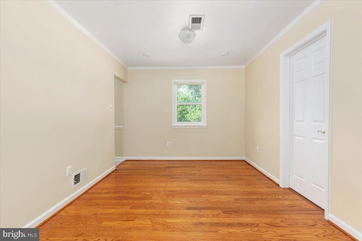 10008 Sudley Manor Drive photo 17