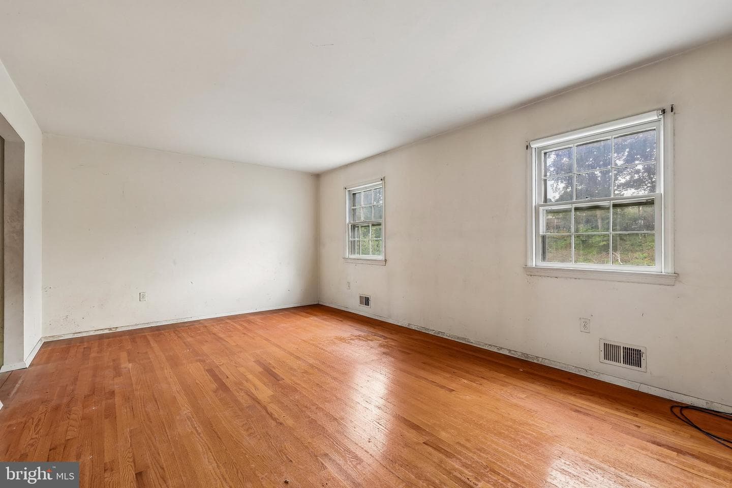 14447 Village Drive photo 13