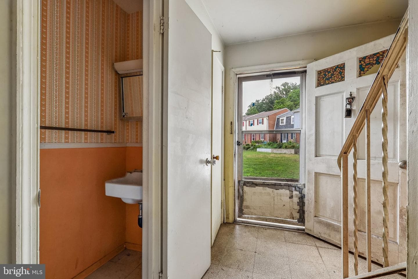14447 Village Drive photo 16