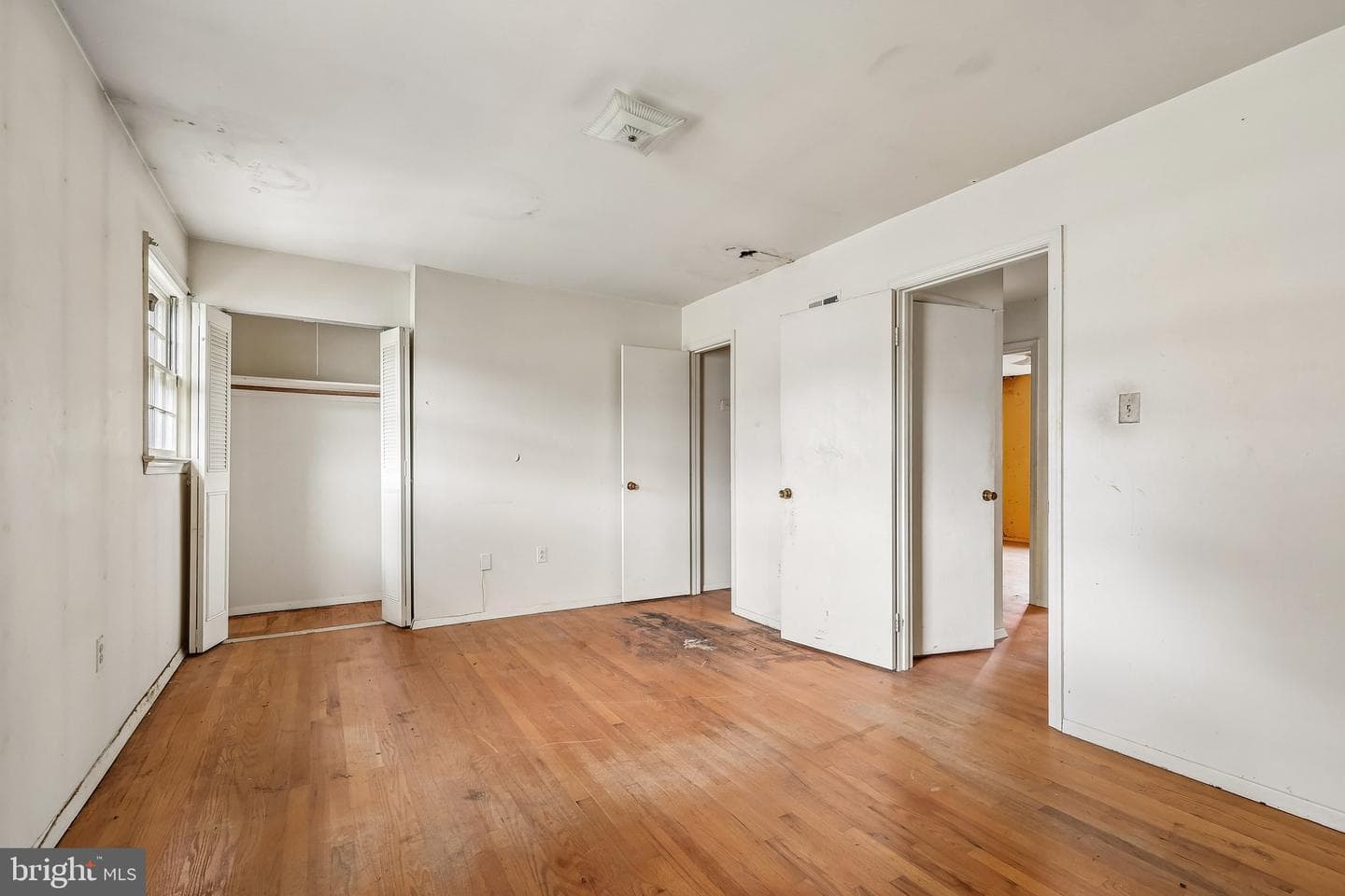 14447 Village Drive photo 20