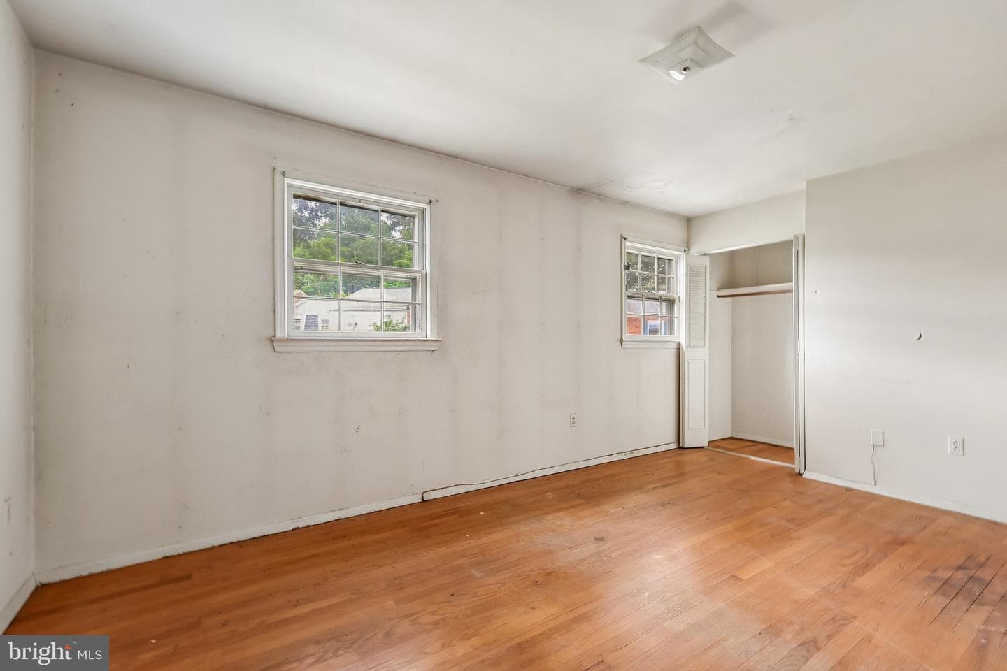 14447 Village Drive photo 21