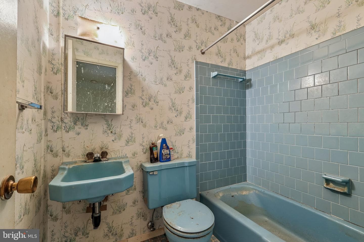 14447 Village Drive photo 25