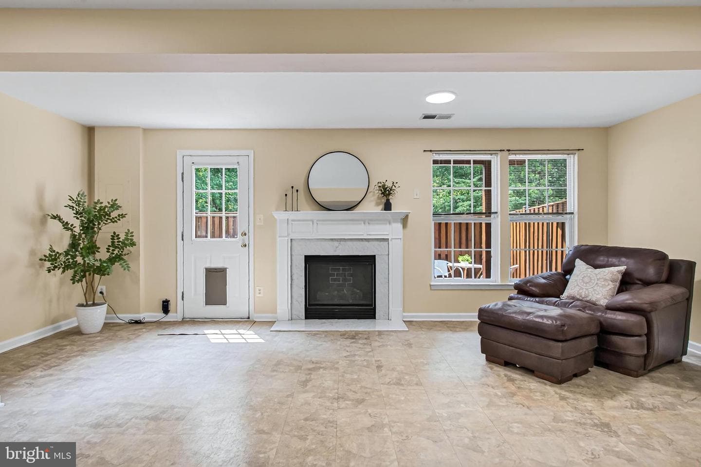 12460 Hadrians Court photo 39