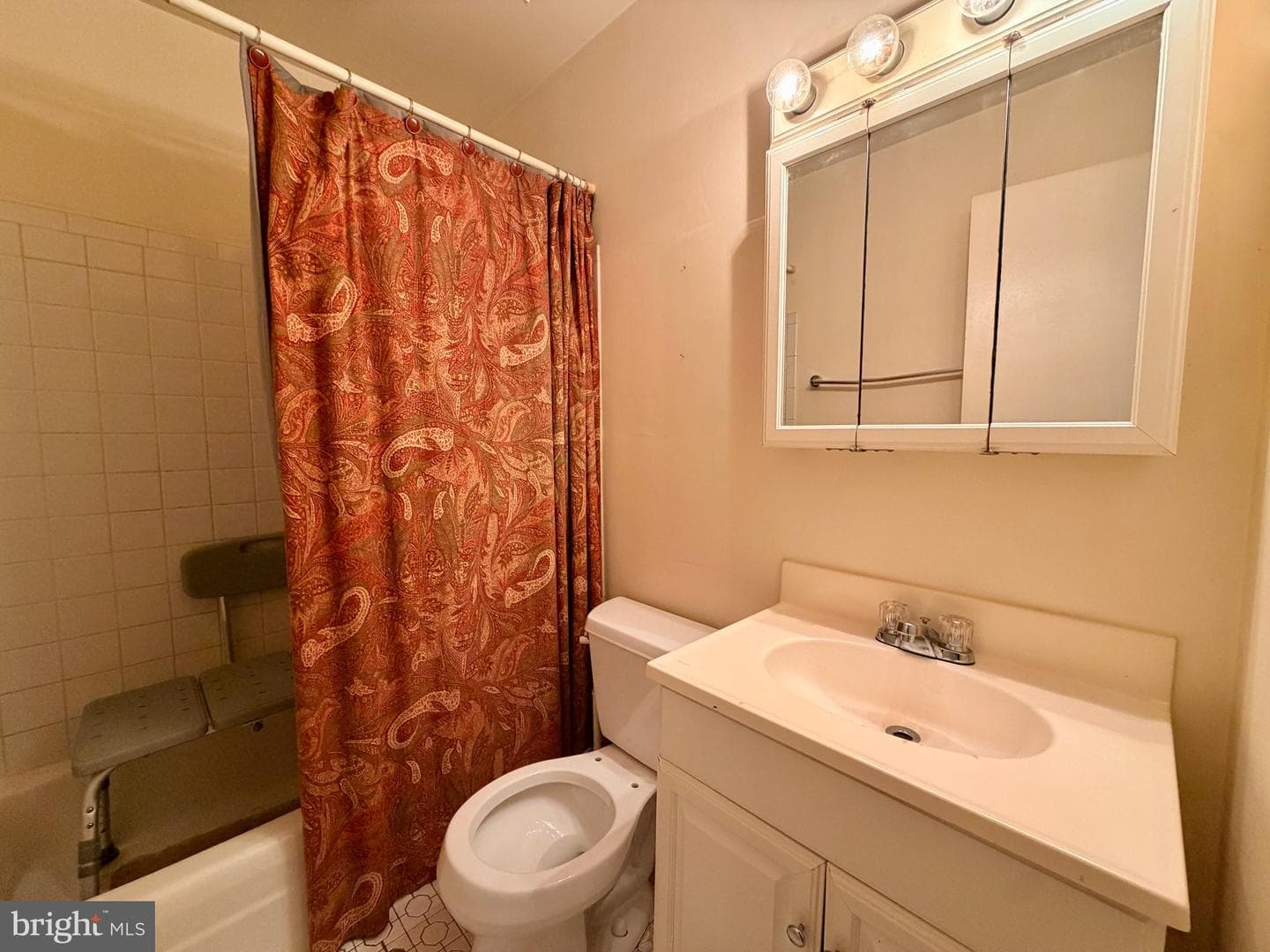 9615 Lafayette Avenue photo 4