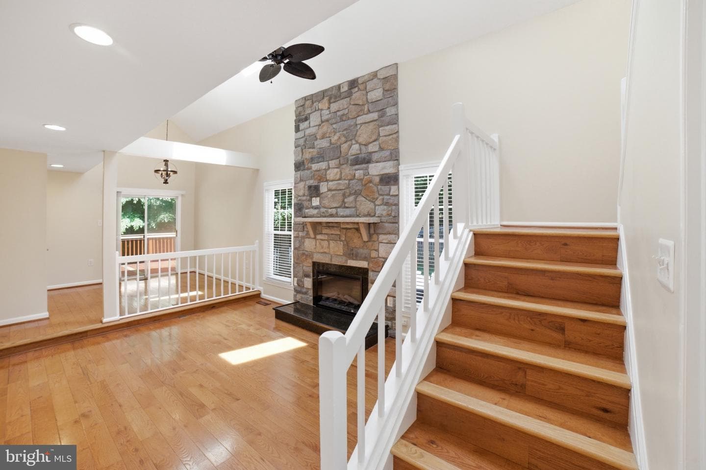 15232 Larkspur Lane photo 4