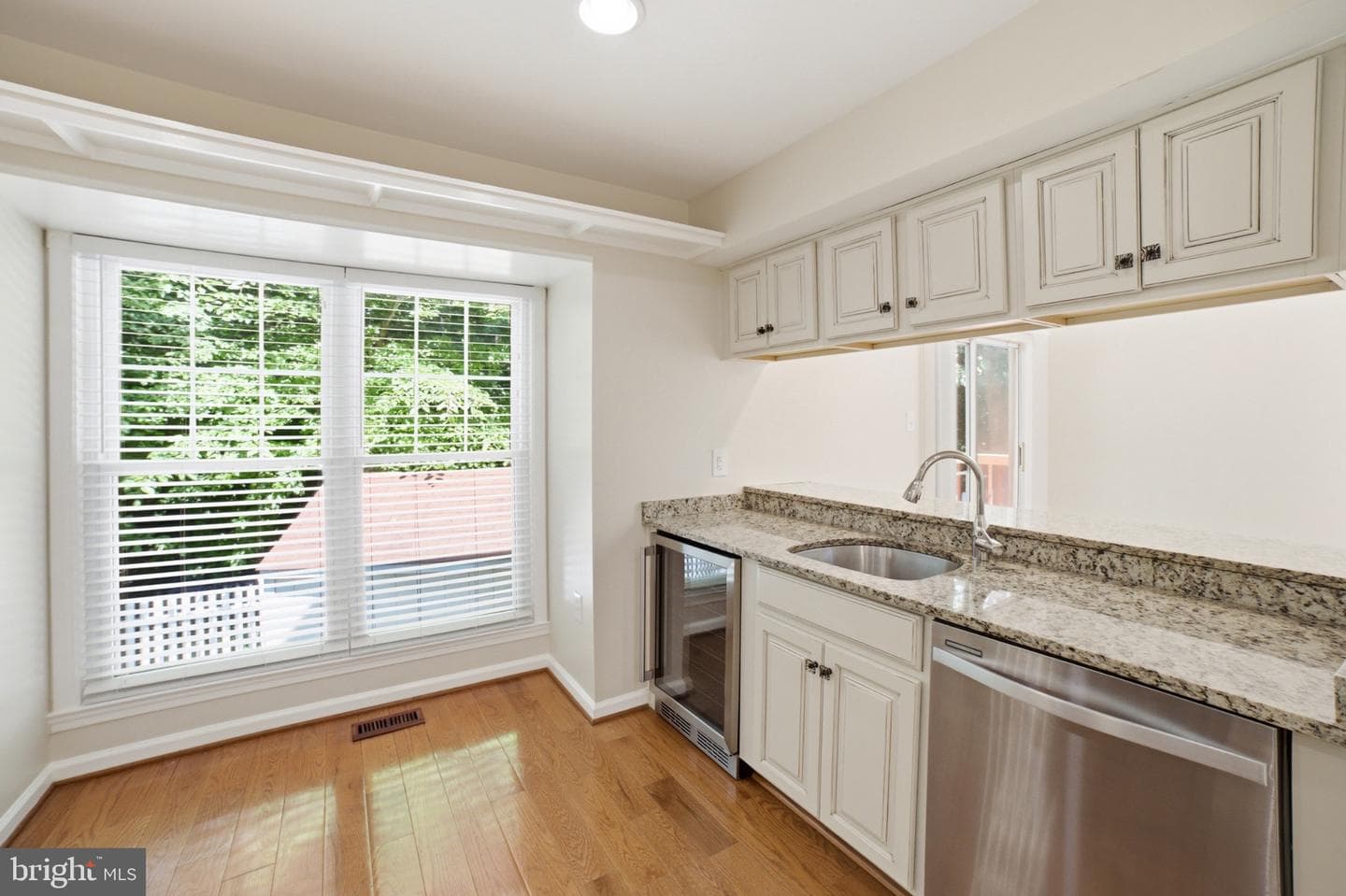 15232 Larkspur Lane photo 9