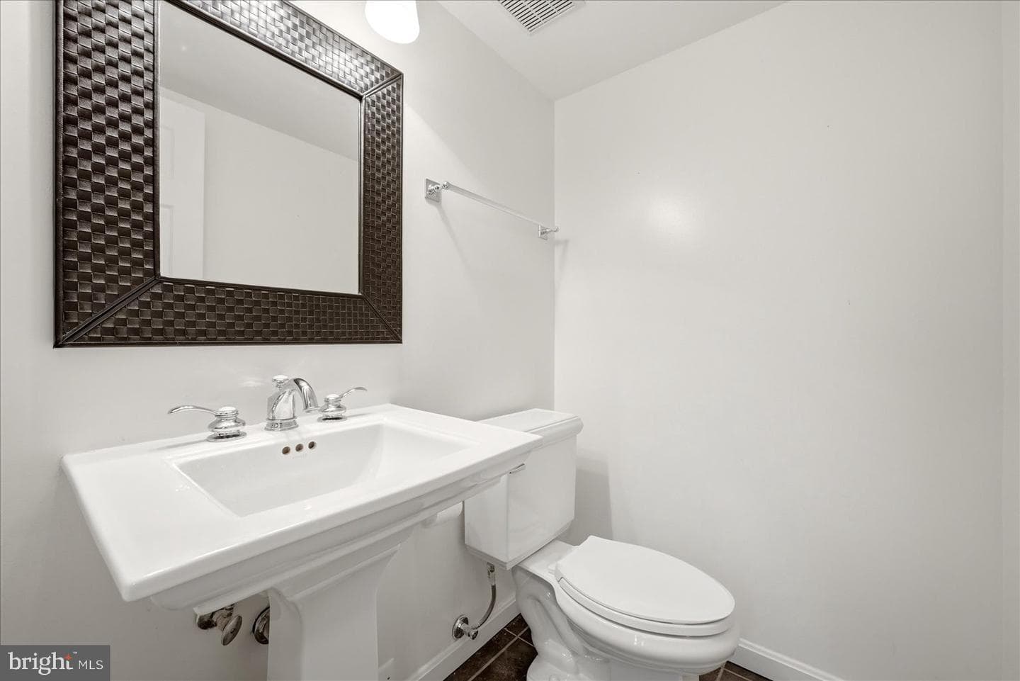 12304 Persimmon Place photo 8