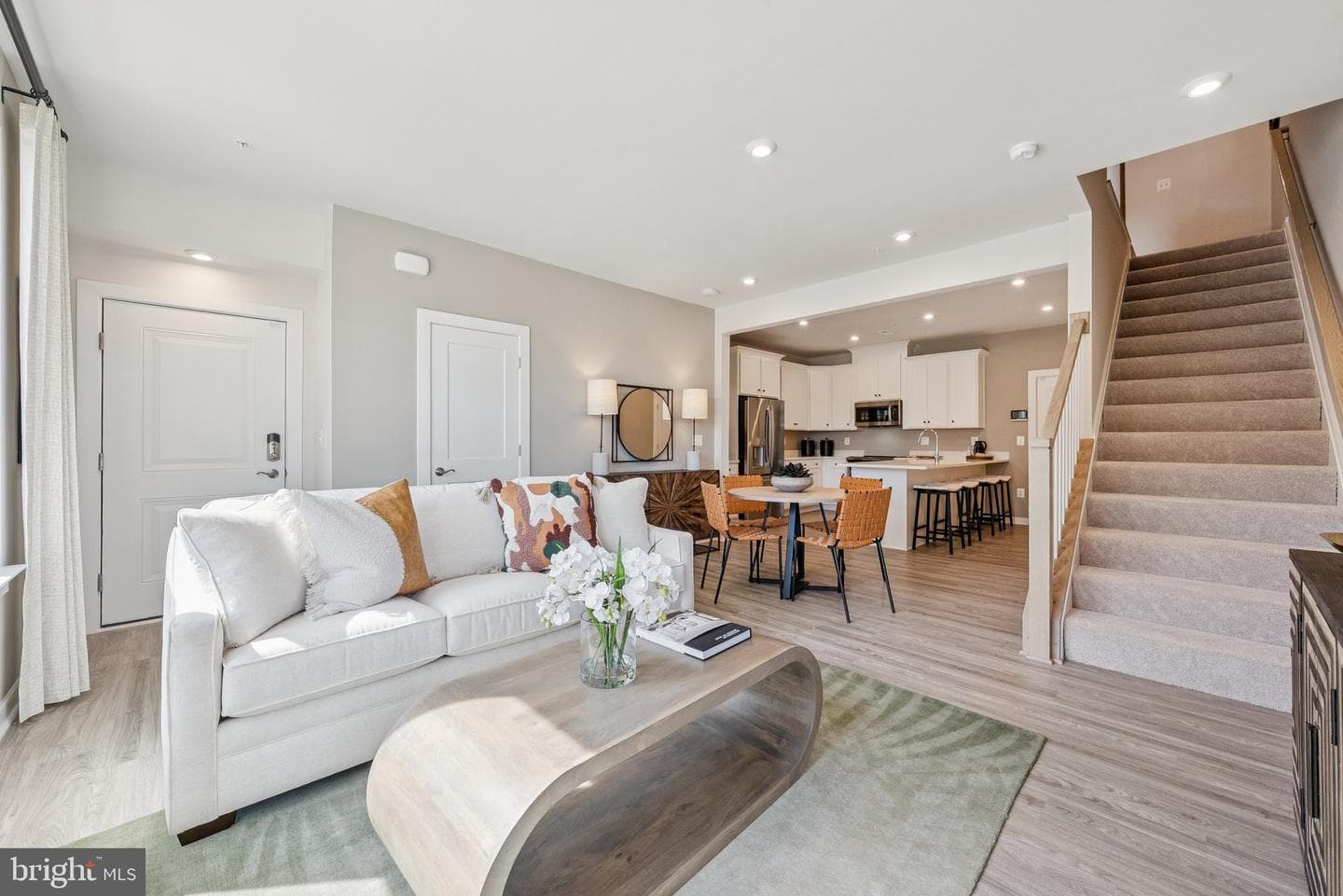 14152 Slate Street photo 6