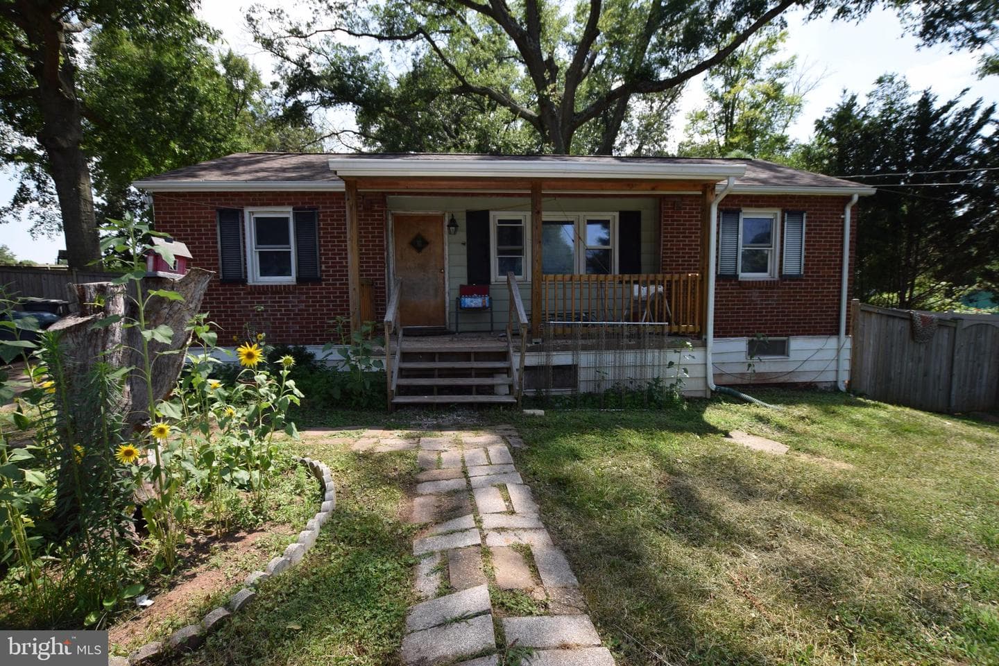8721 Yorkshire Lane photo 5