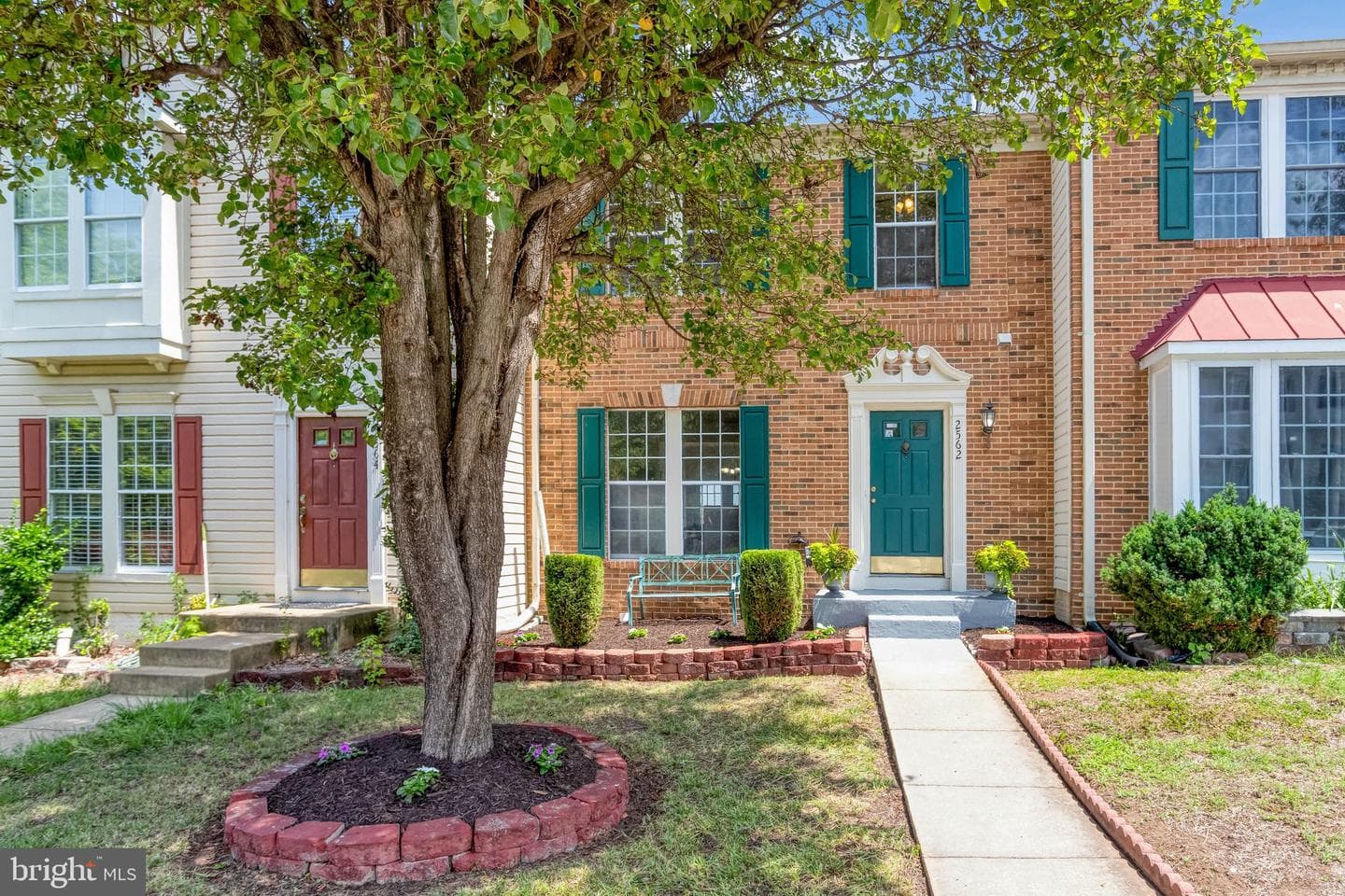 2562 Grayton Ln, Woodbridge