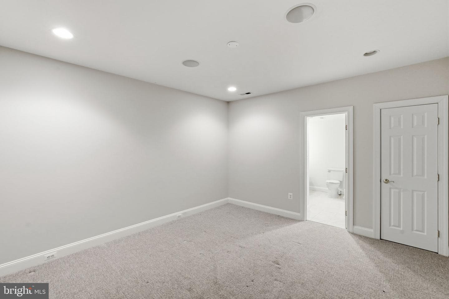 16671 Leocrie Place photo 31