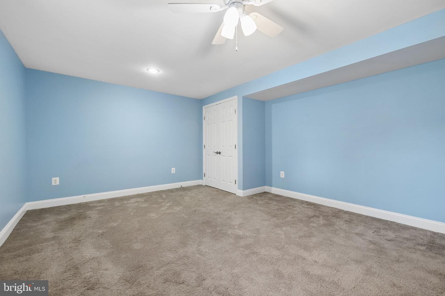 12319 Sherborne Street photo 47