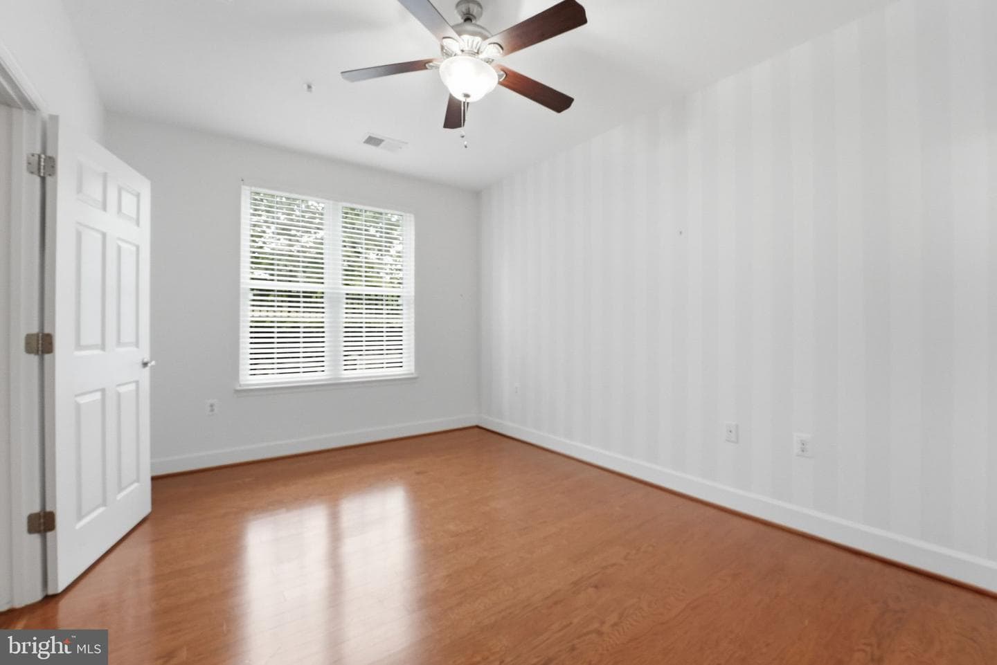 7055 Heritage Hunt Drive #111 photo 14