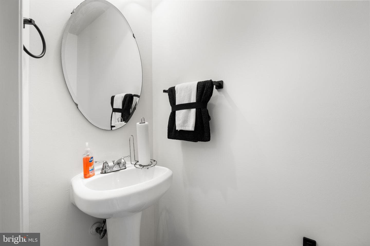 2585 Sylvan Moor Lane photo 34