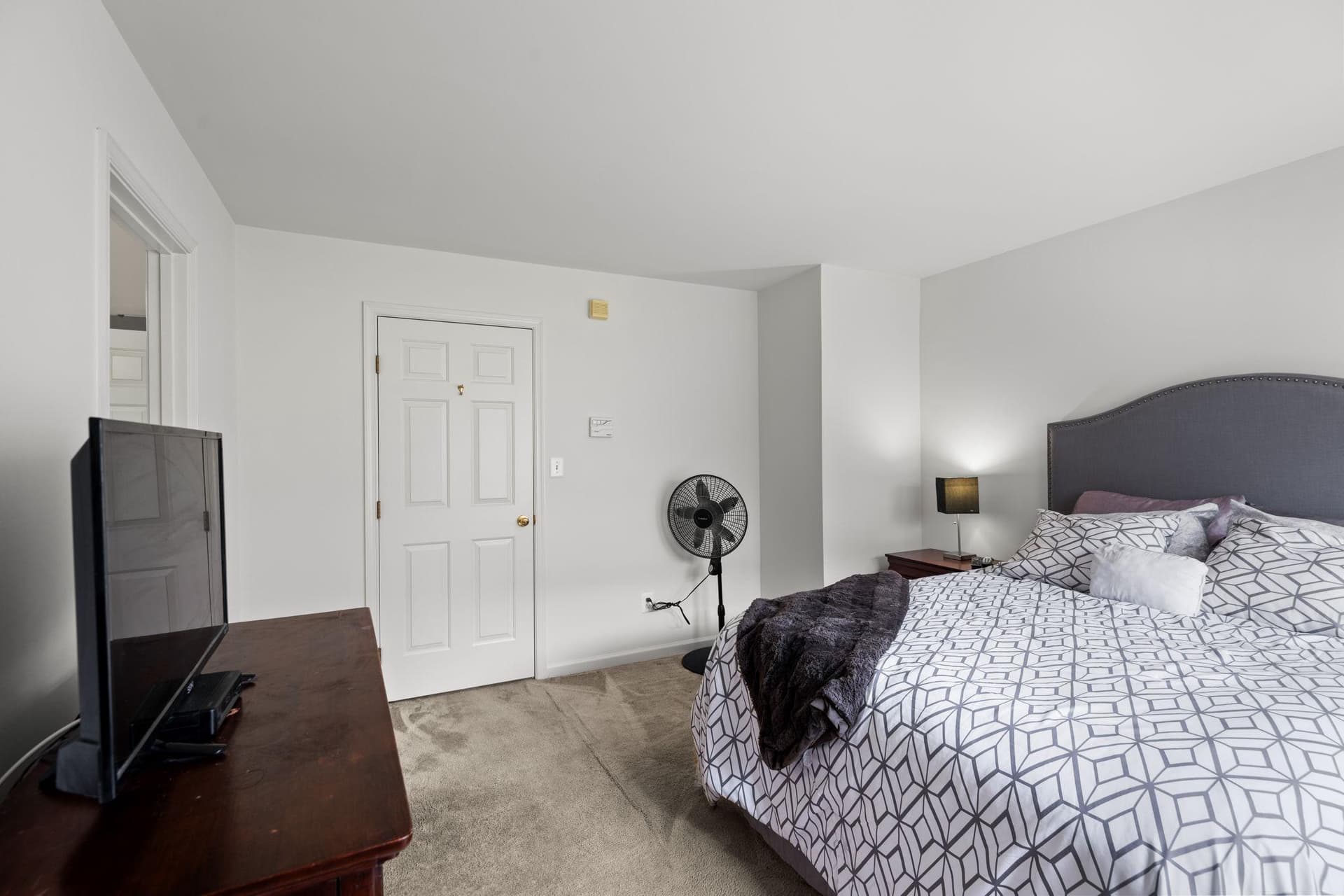2585 Sylvan Moor Lane photo 7