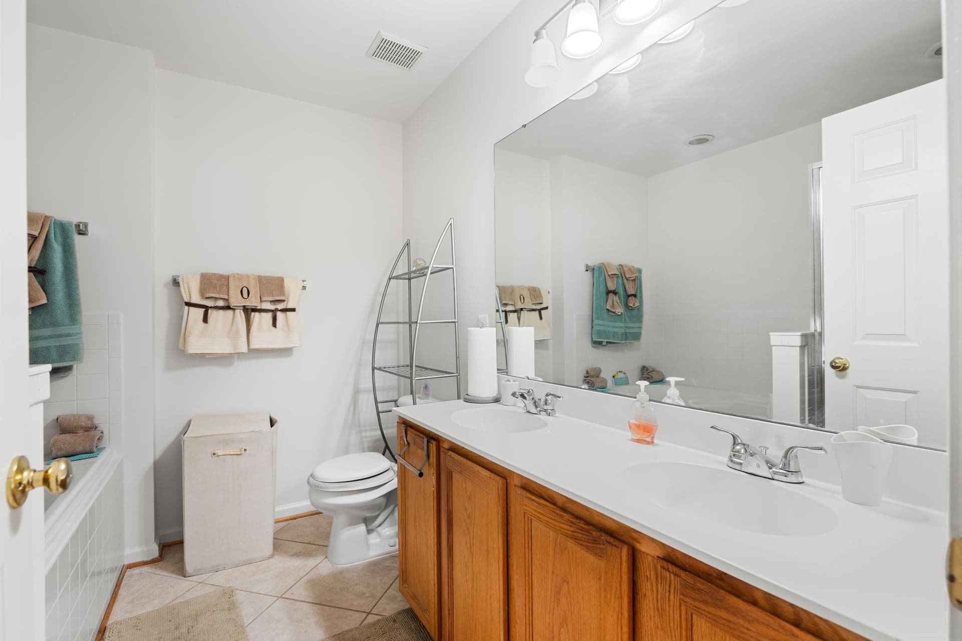 2585 Sylvan Moor Lane photo 8