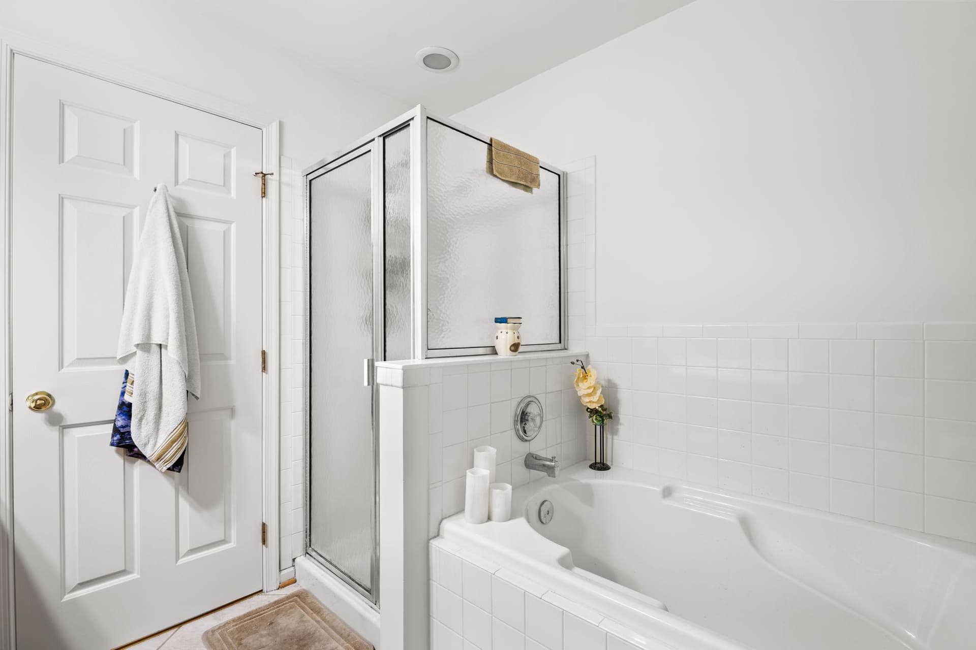 2585 Sylvan Moor Lane photo 9