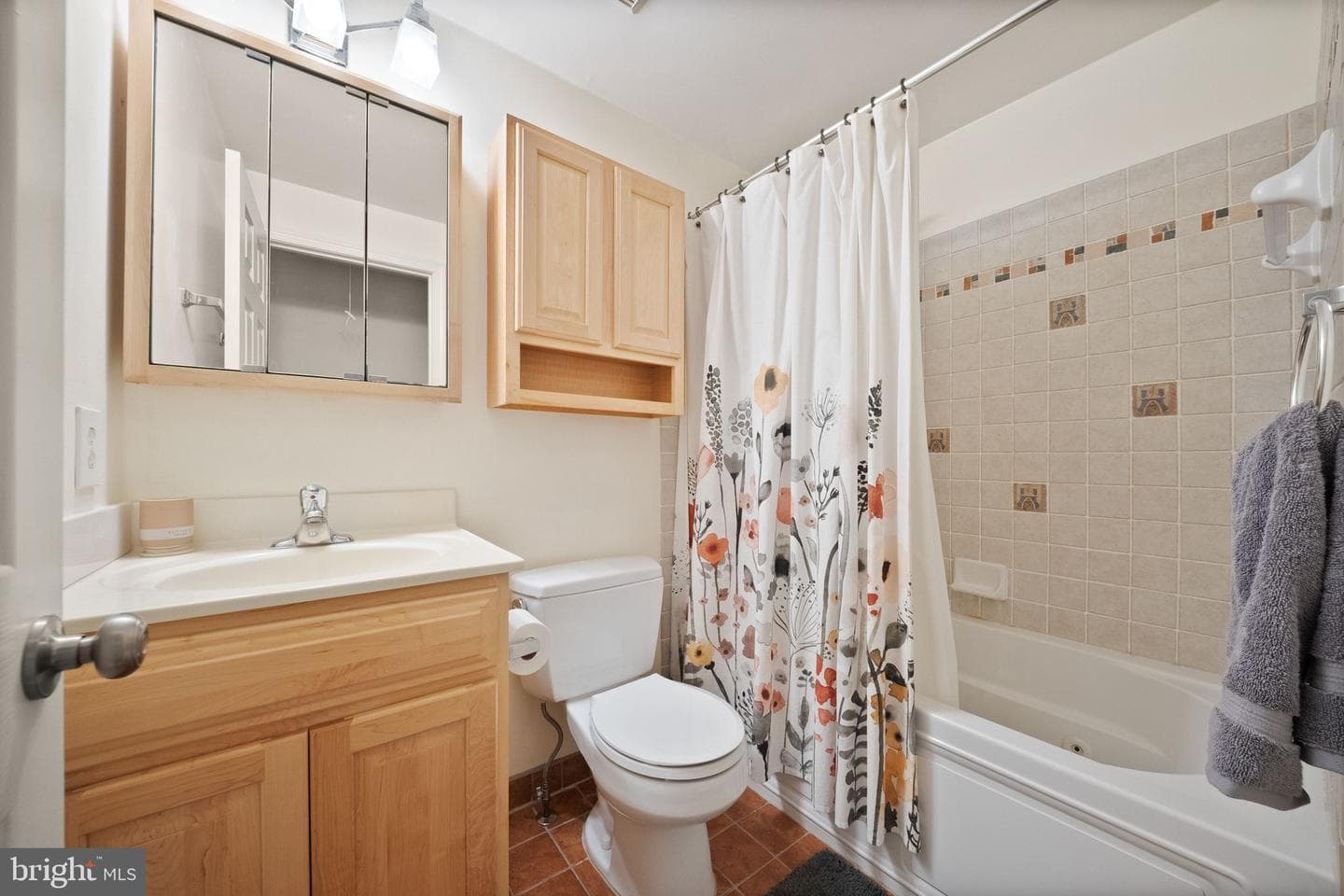 16210 Sheffield Drive photo 22