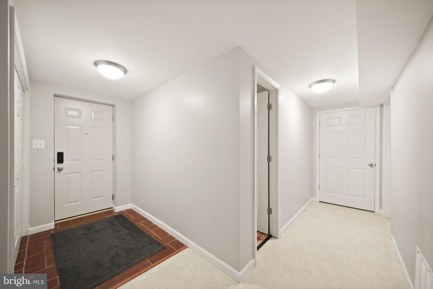 16210 Sheffield Drive photo 24