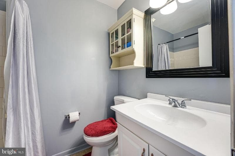 7908 Sharpsburg Court photo 16