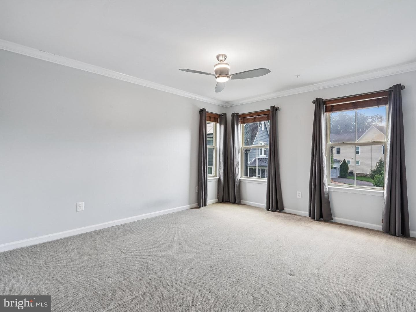 2301 Harmsworth Drive photo 38