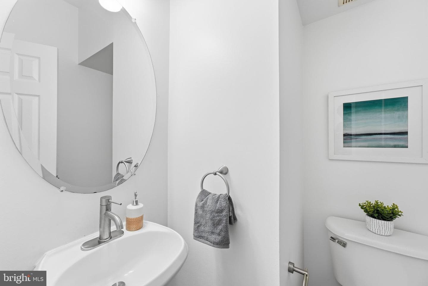 3969 Cressida Place photo 22