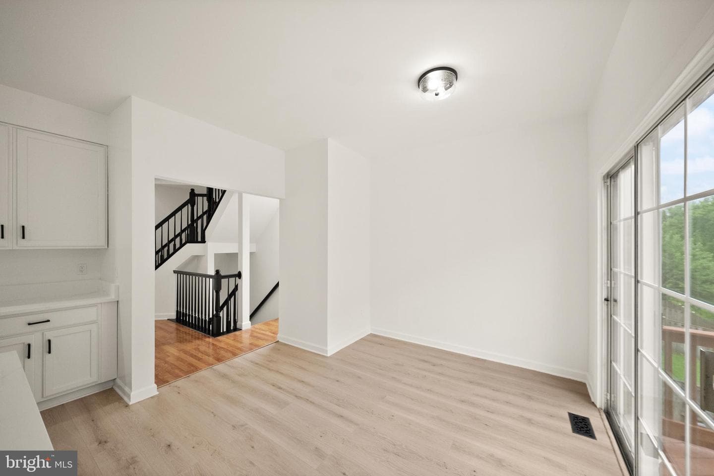 14196 Madrigal Drive photo 18