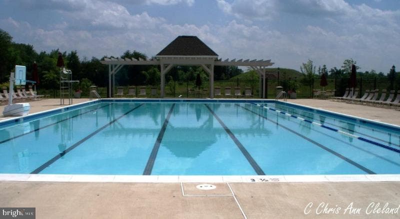 8393 Tenbrook Drive photo 34