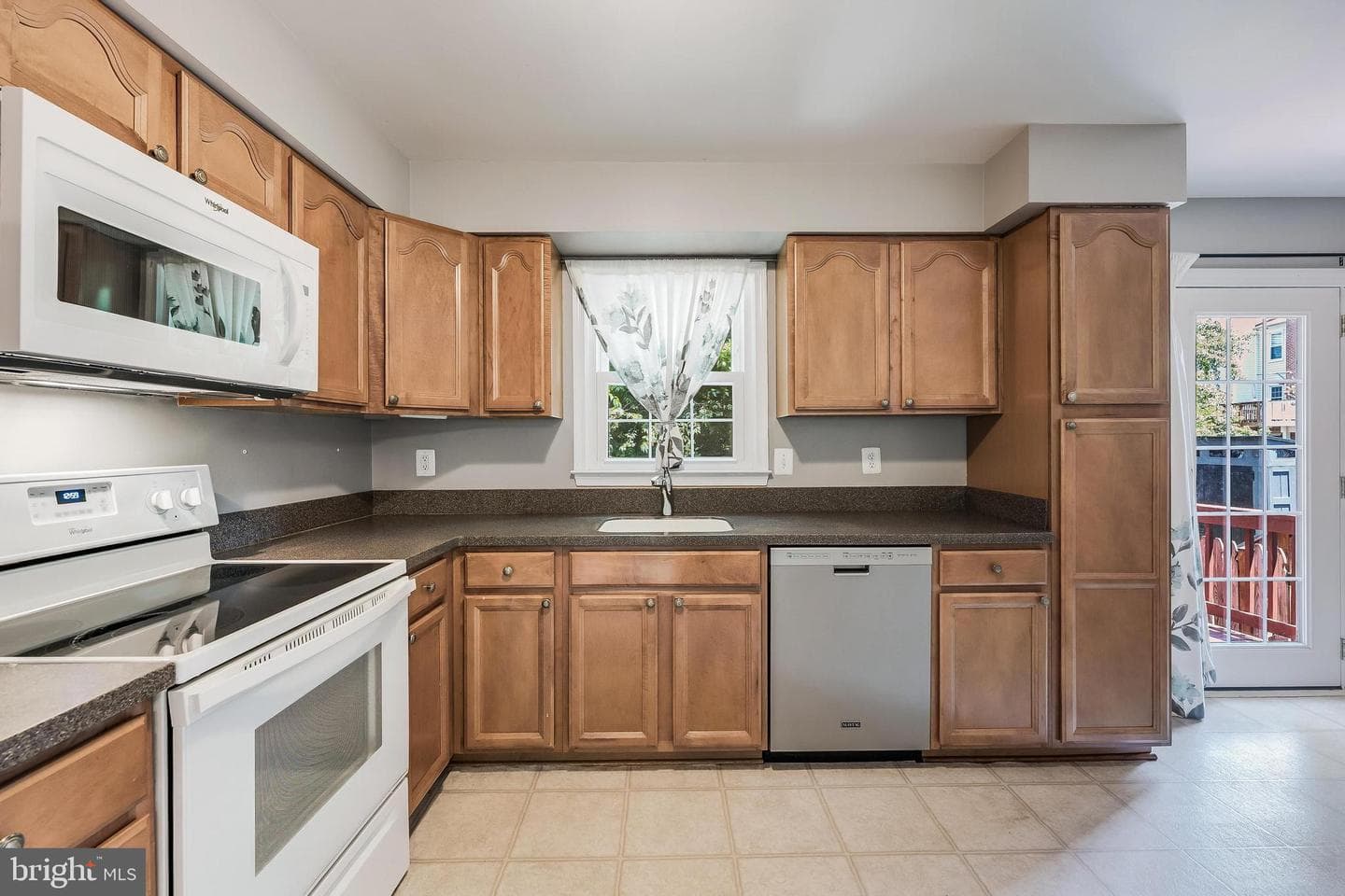 12705 Inverness Way photo 10