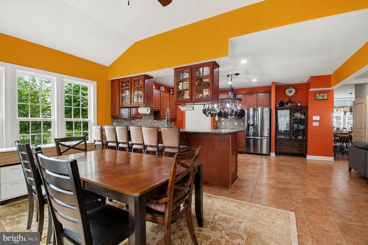 10823 Heaven Scent Lane photo 5