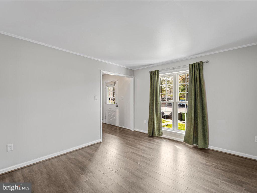 2904 Madeira Court photo 3