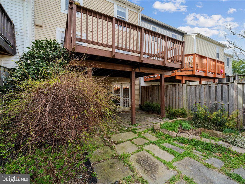 2904 Madeira Court photo 32