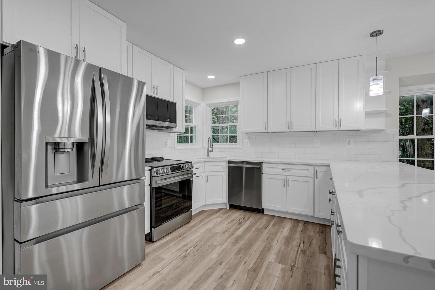 3299 Greco Court photo 4