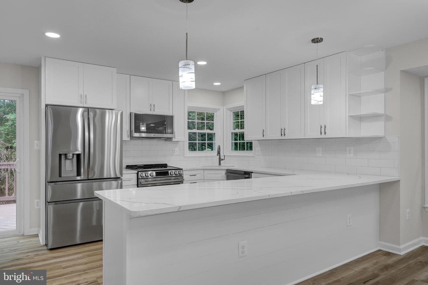 3299 Greco Court photo 5